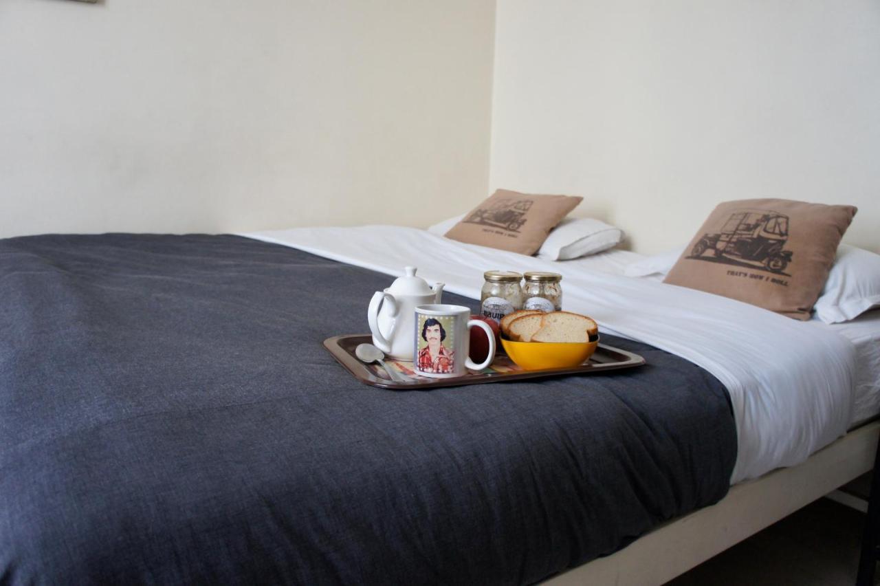 Bed And Chai - Boutique Stay & Tours นิวเดลี ภายนอก รูปภาพ